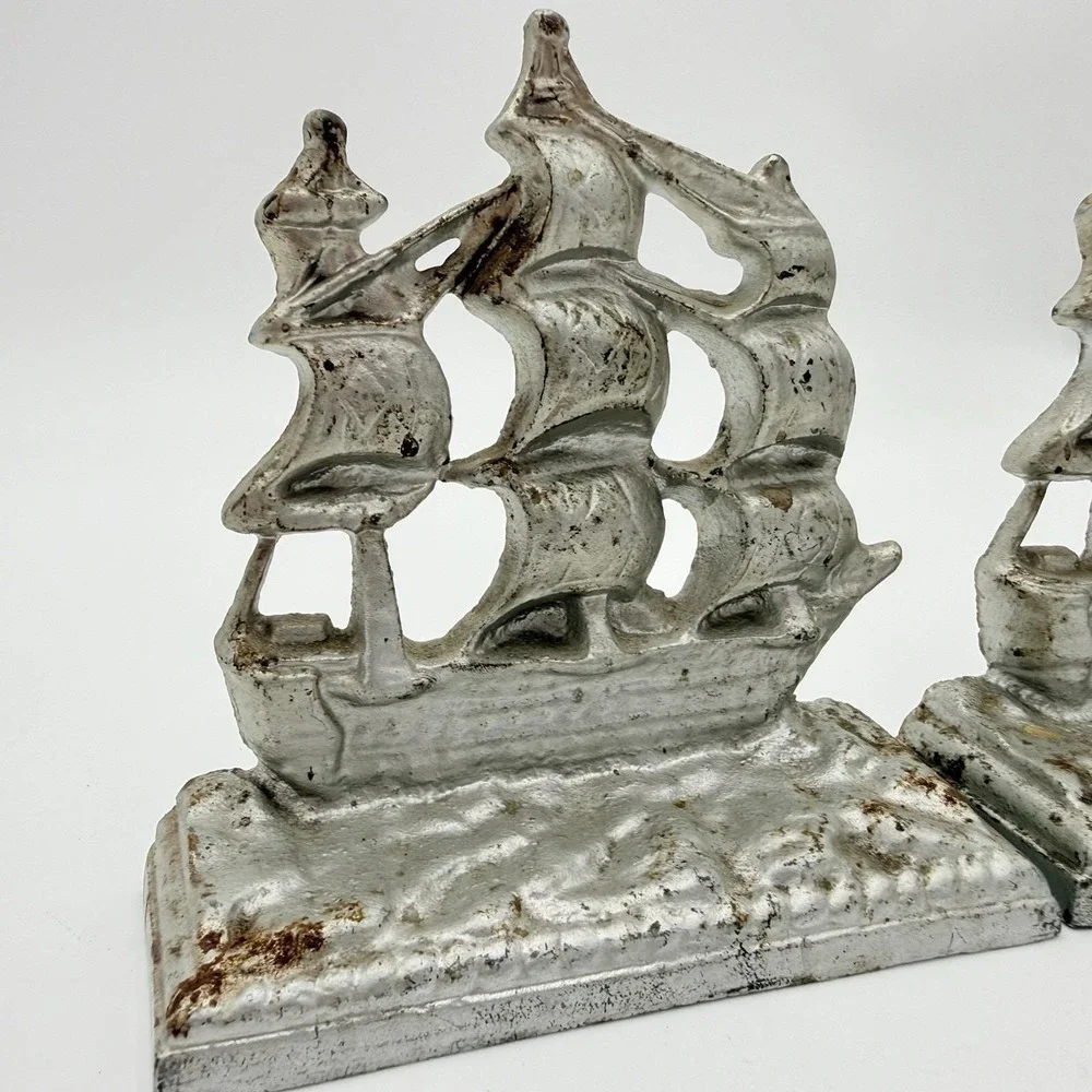 Vtg Cast Iron Bookends Patina Old Ironside Constitution Sailing Ship Doorstop